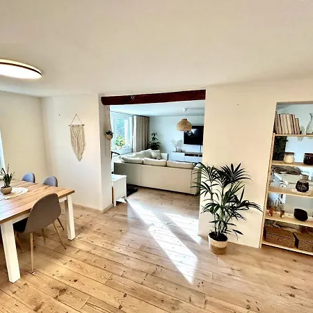 Daire Wunderschoene Moderne Mit Balkon *