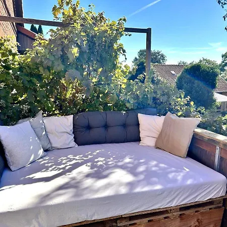 Apartment Wunderschoene Moderne Mit Balkon *