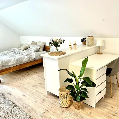 Wunderschoene Moderne Mit Balkon * Hohnhorst