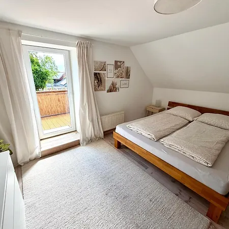 Διαμέρισμα Wunderschoene Moderne Mit Balkon Hohnhorst